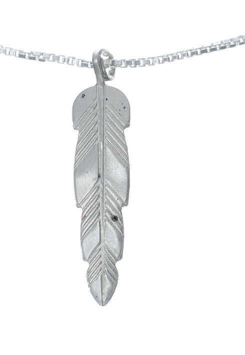 Native American Sterling Silver Feather Pendant Liquid Silver Necklace X10231