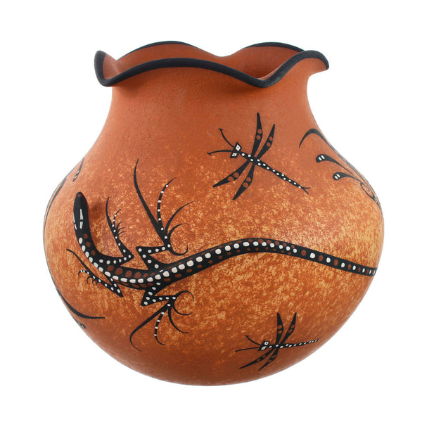 Zuni Indian Gecko Pottery Hand Crafted By Artist Lorenda Cellicion NN20021