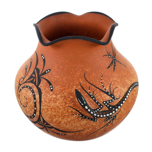 Zuni Indian Gecko Pottery Hand Crafted By Artist Lorenda Cellicion NN20021