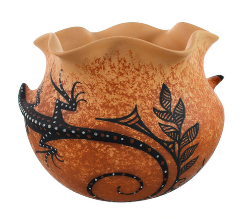 Zuni Indian Gecko Pottery Hand Crafted By Artist Lorenda Cellicion NN20020