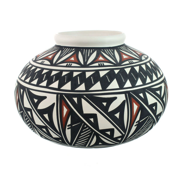 Native American Hand Crafted Acoma Pottery By Artist Lindsey B. Concho NN20026