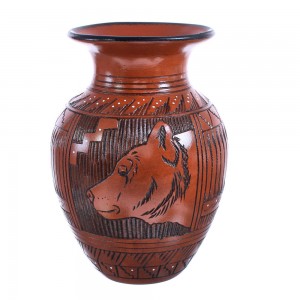 Navajo Bear Pottery by Shyla Watchman KX121243