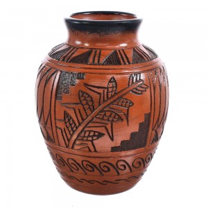 Corn Navajo Hand Crafted Pot By Artist Shyla Watchman MX121672