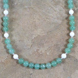Sterling Silver Aventurine And White Agate Native American Bead Necklace RX100108